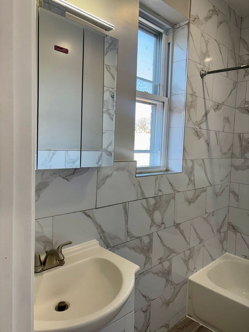 Philadelphia Apartment: 4900 Pine Street