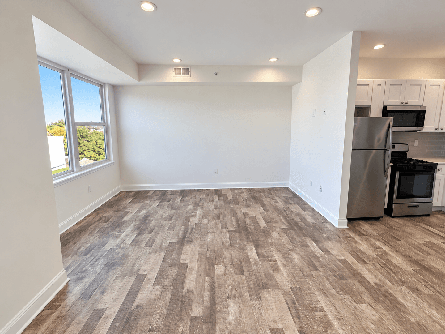 Philadelphia Apartment: 2331-33 N 33rd St.