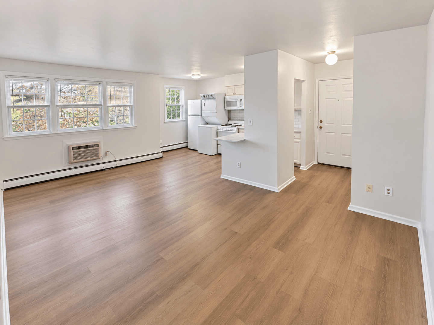 Pottstown Apartment: 60 Moser Rd