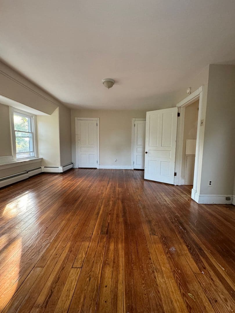 Philadelphia Apartment: 7300 Boyer Street
