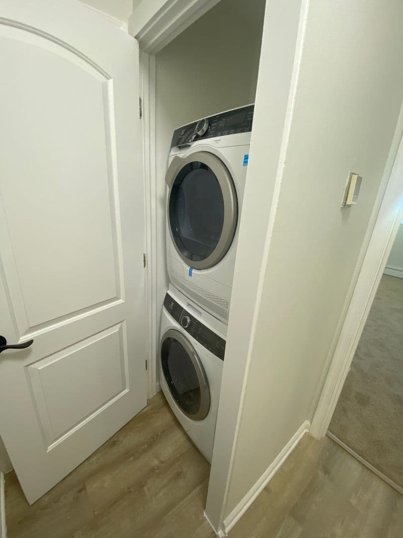 Phoenixville Apartment: 1070 W Bridge St
