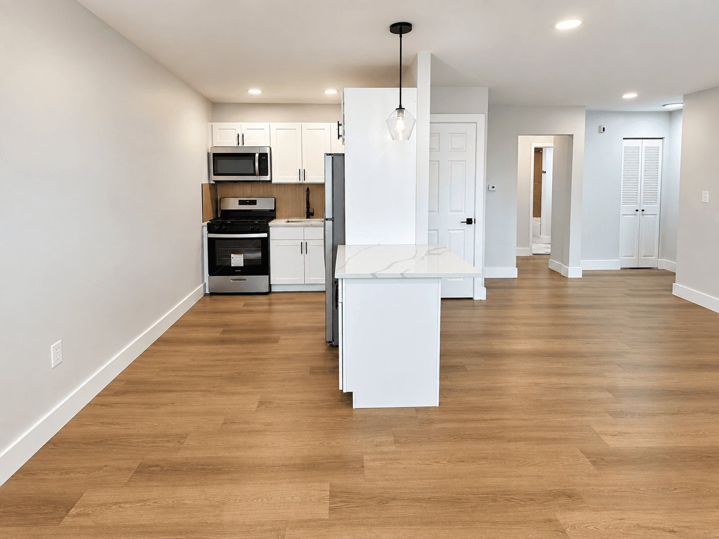 Quakertown Apartment: 164 Park Avenue