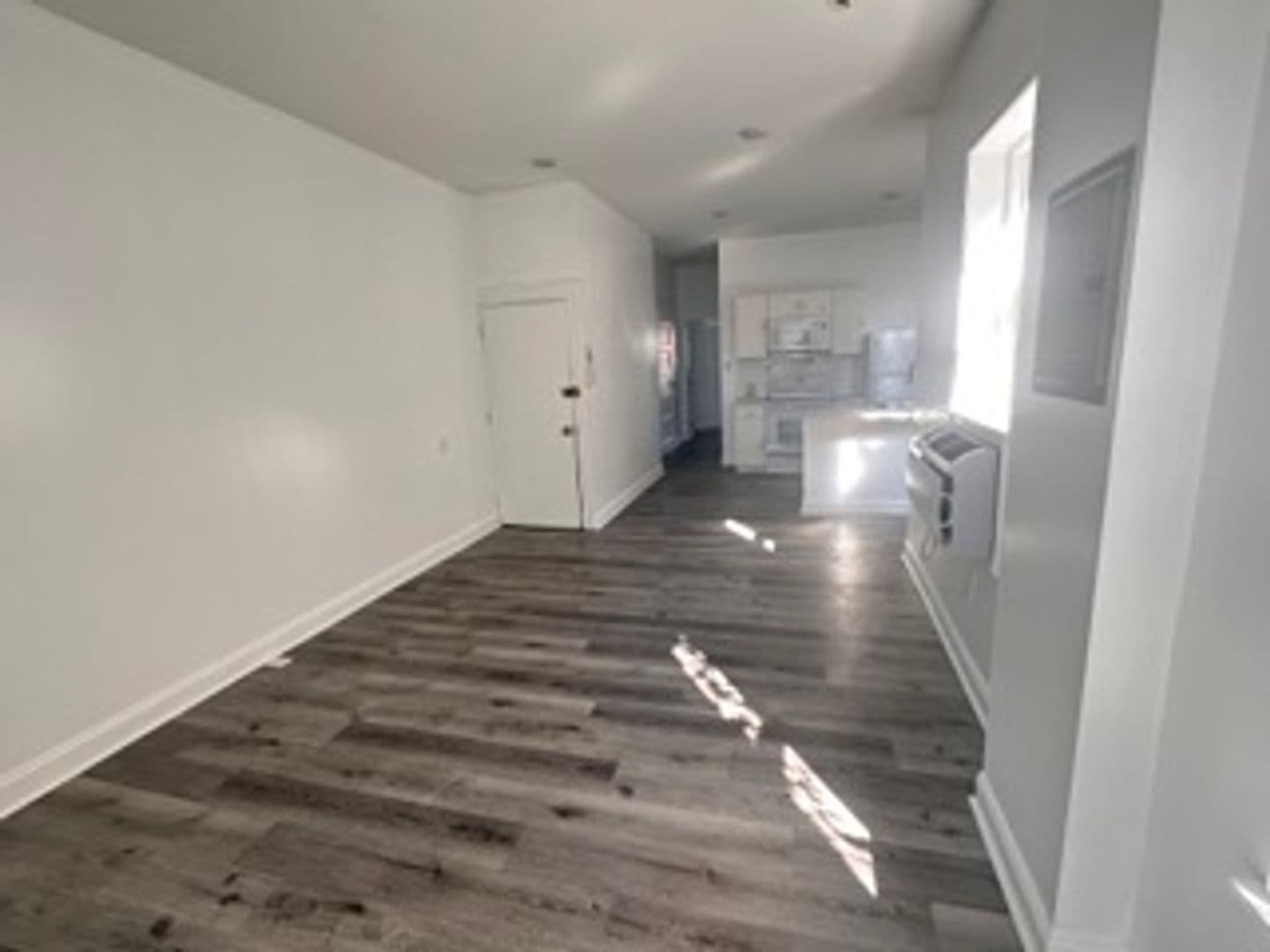 Philadelphia Apartment: 5036 Walnut Street