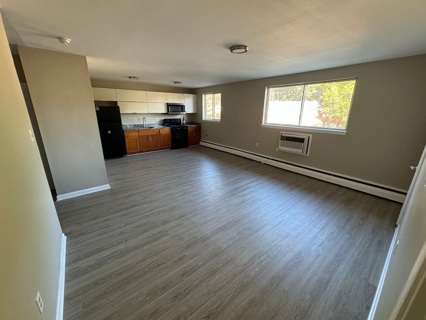 Chester Apartment: 500 East 24th Street