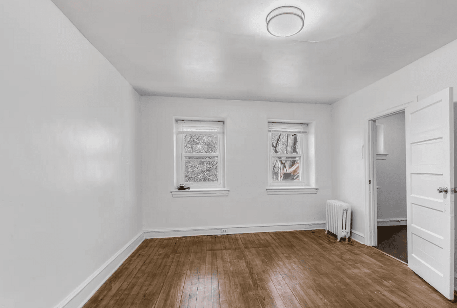Philadelphia Apartment: 6500 Lincoln Dr.