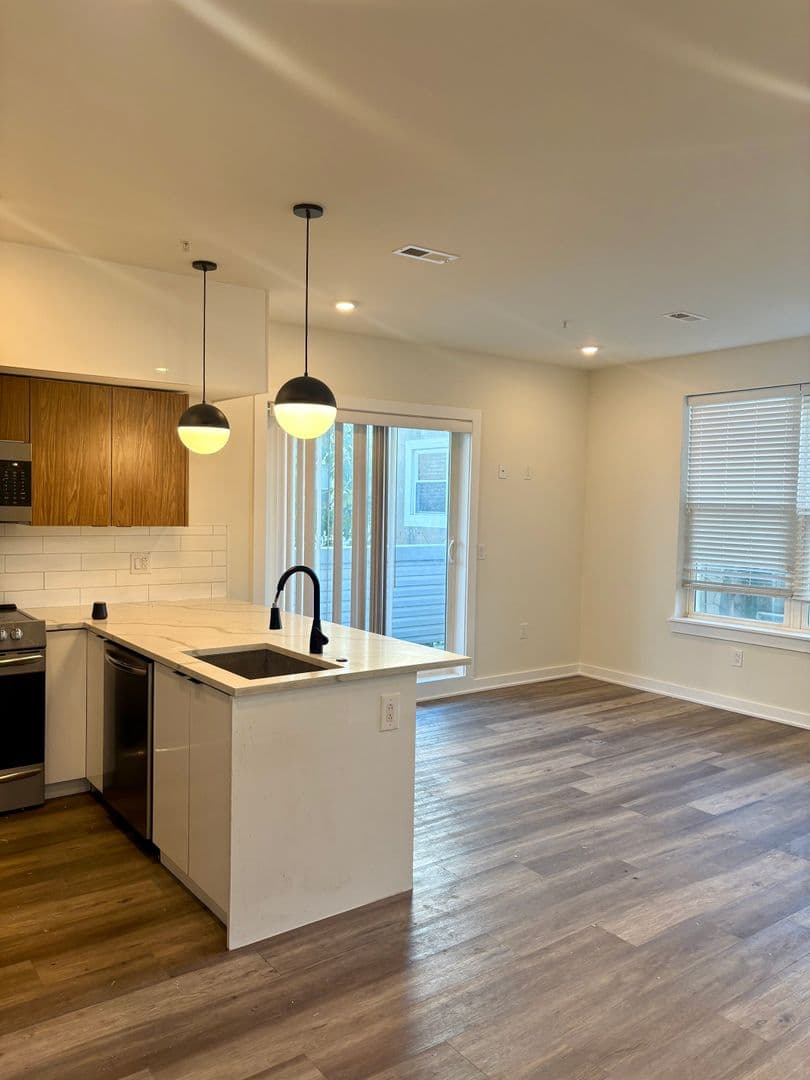 Philadelphia Apartment: 1539 N 26th St.