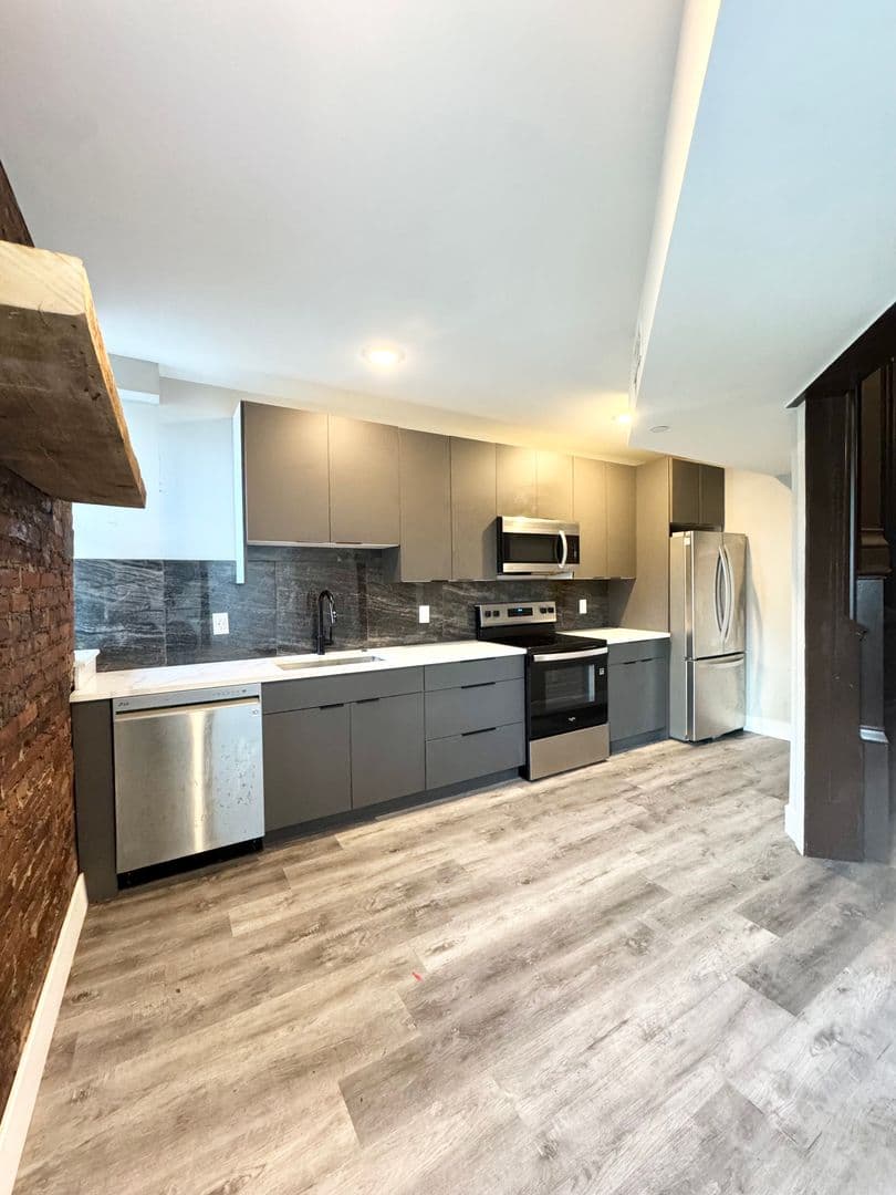 Philadelphia Apartment: 1732 N 22nd St