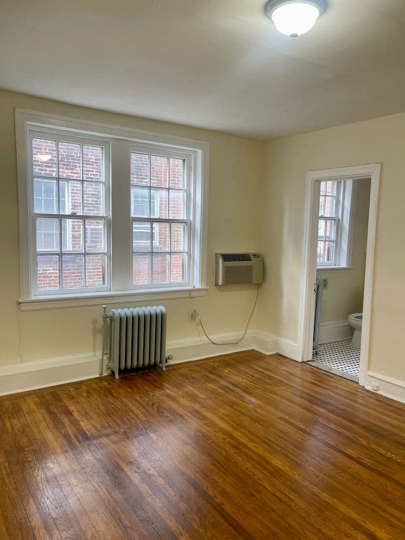 Philadelphia Apartment: 4801-4845 Pine Street