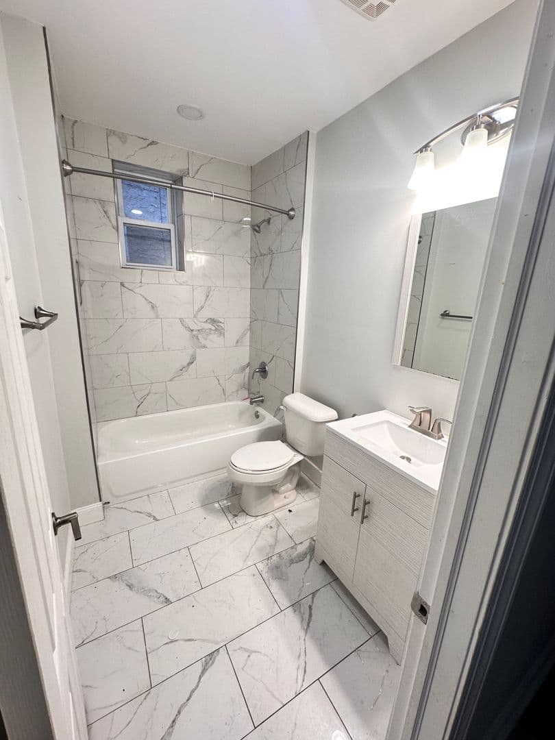 Phialdelphia Apartment: 4931 Walnut Street