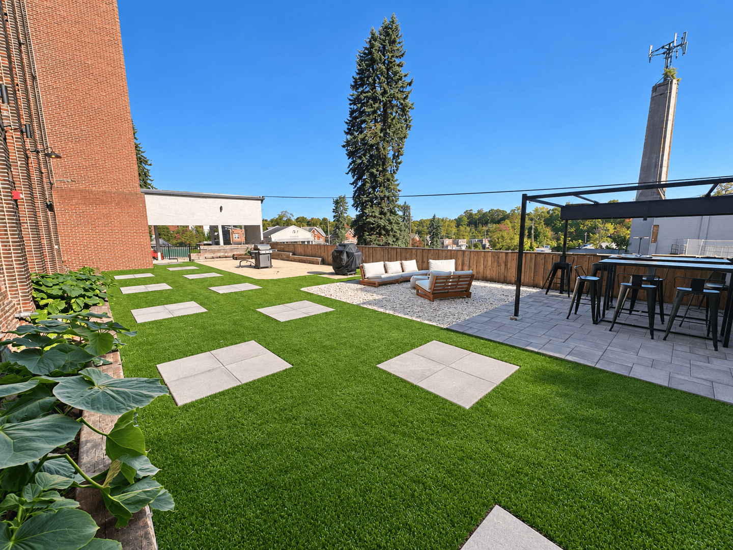 Clifton Heights Apartment: 500 E Broadway