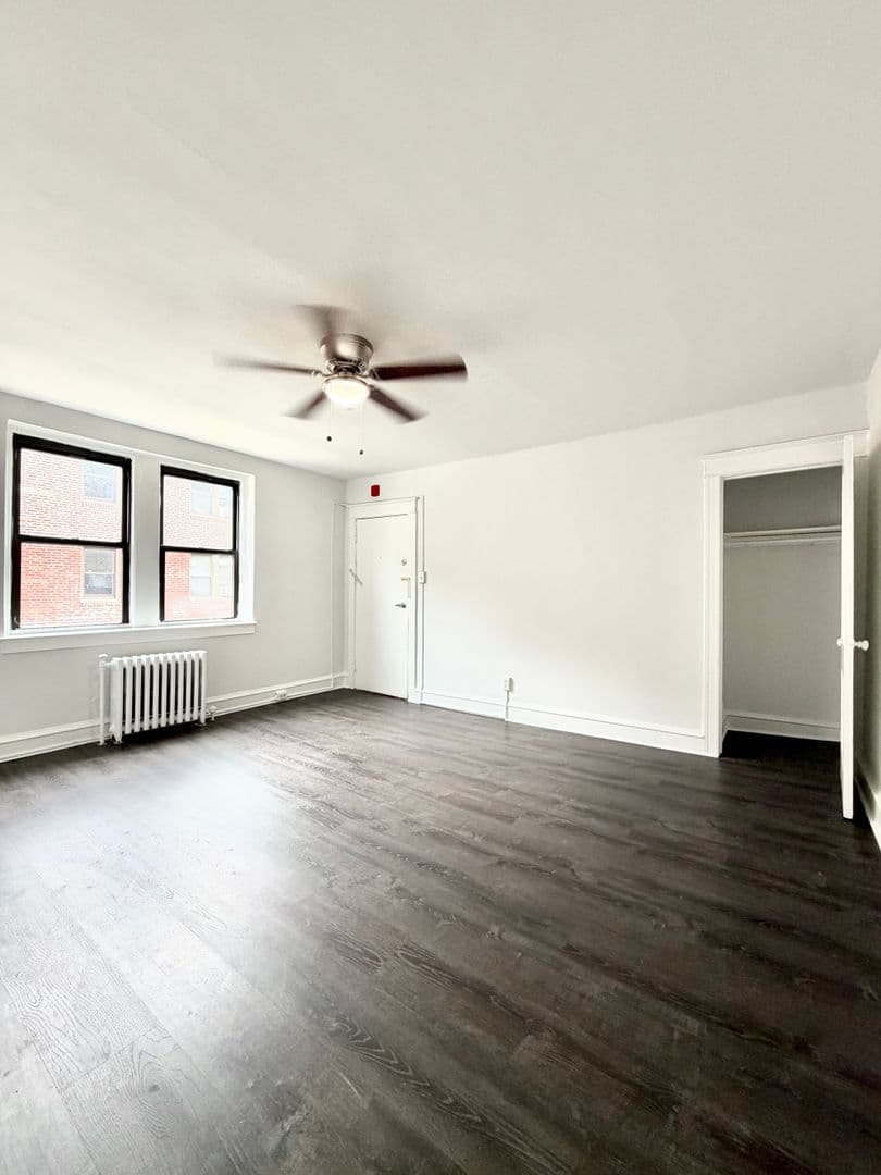 Philadelphia Apartment: 715 East Church Lane