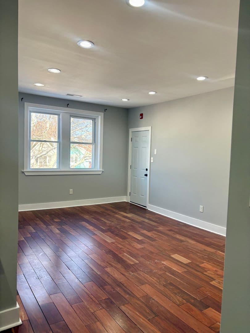 Philadelphia Apartment: 4900 Pine Street