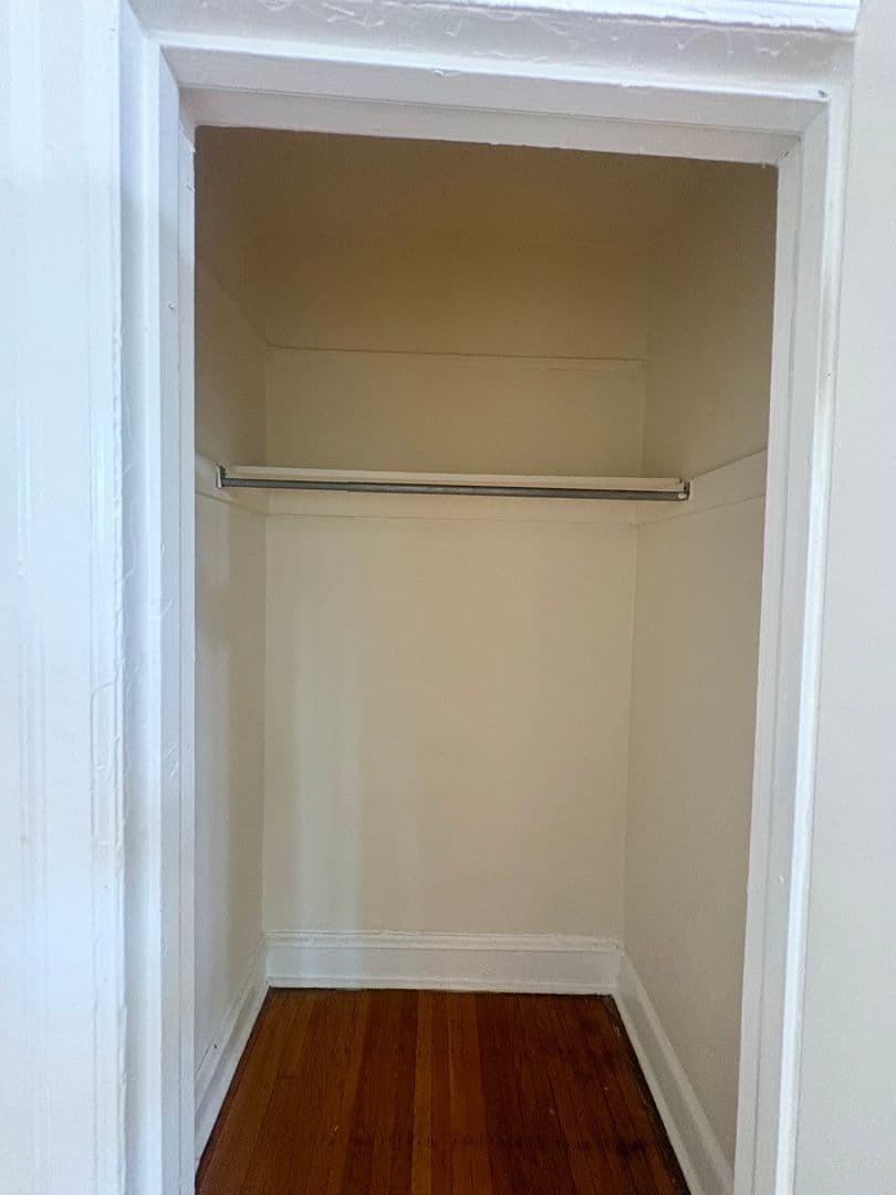 Philadelphia Apartment: 503 South 41st Street