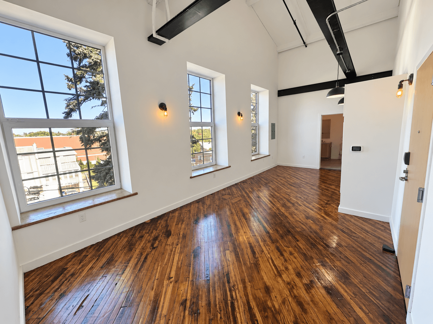 Clifton Heights Apartment: 500 E Broadway