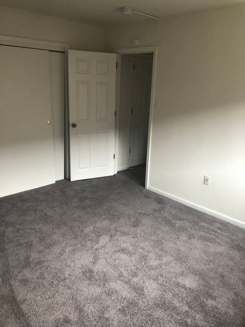Philadelphia Apartment: 4910 Walnut Street