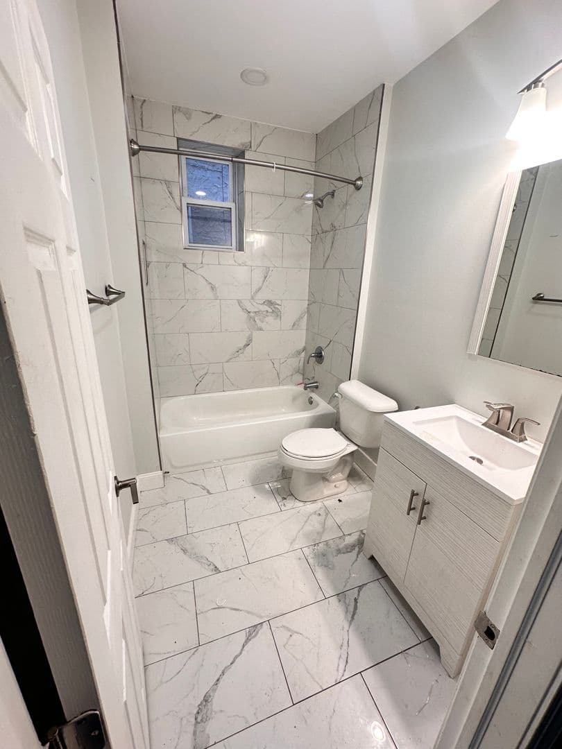 Phialdelphia Apartment: 4931 Walnut Street