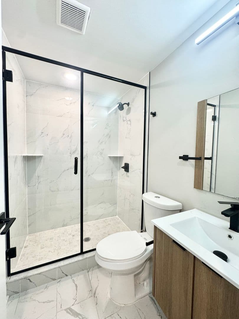 Philadelphia Apartment: 1714 N 22nd St.
