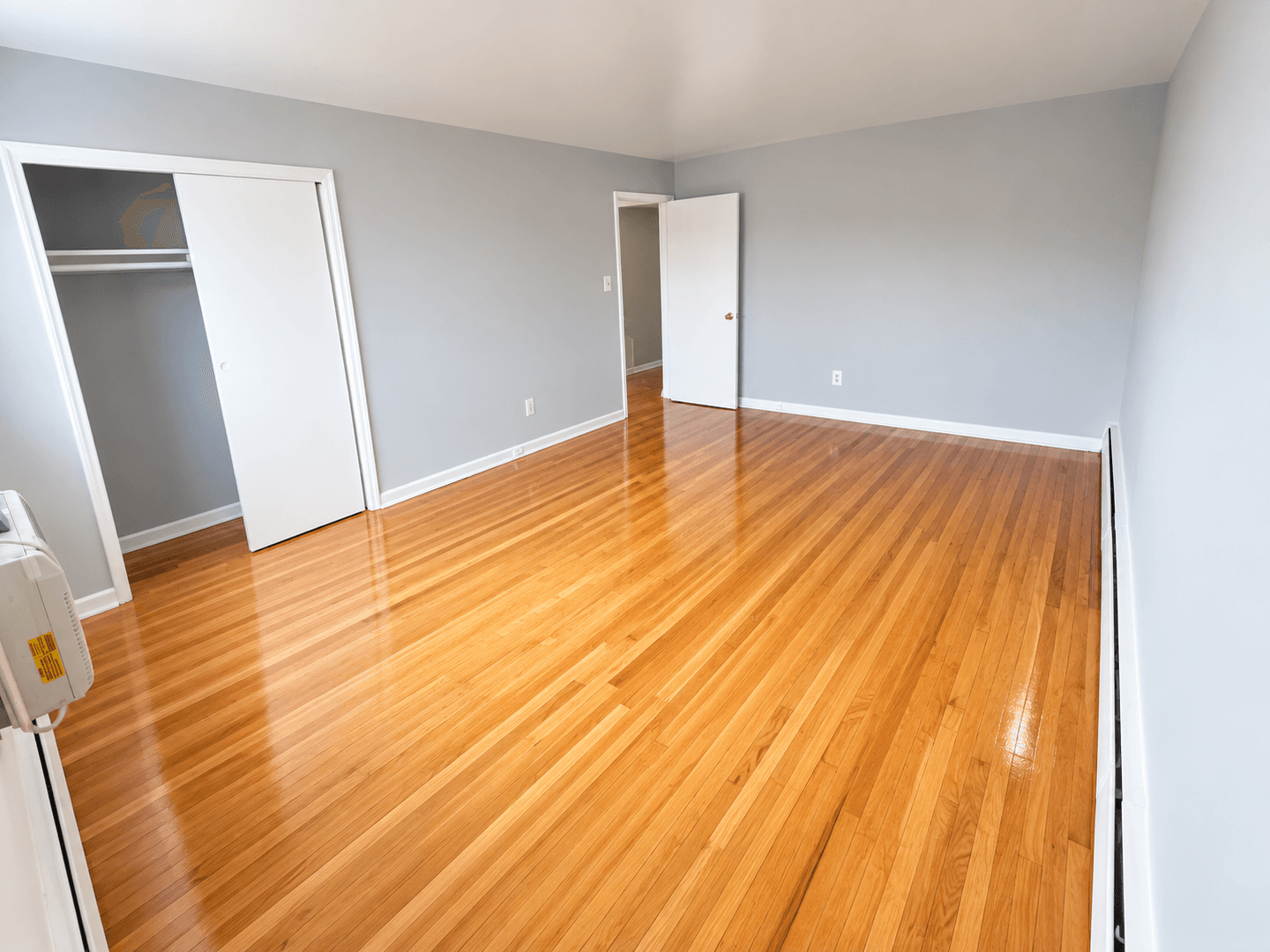 Philadelphia Apartment: 3024-3026 W. Queen Lane