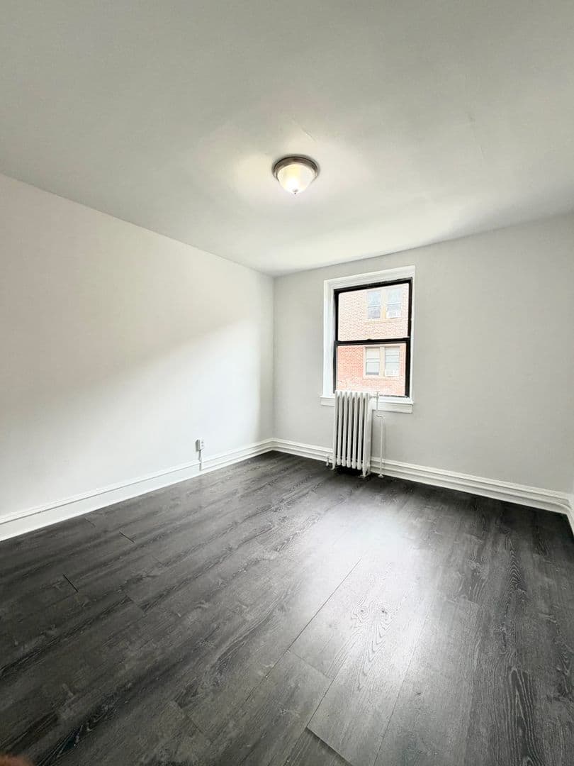 Philadelphia Apartment: 715 East Church Lane