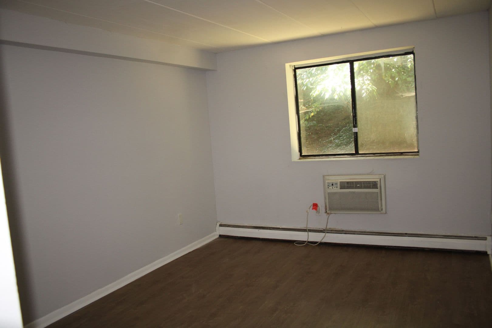 Chester Apartment: 1000 MacDade Blvd