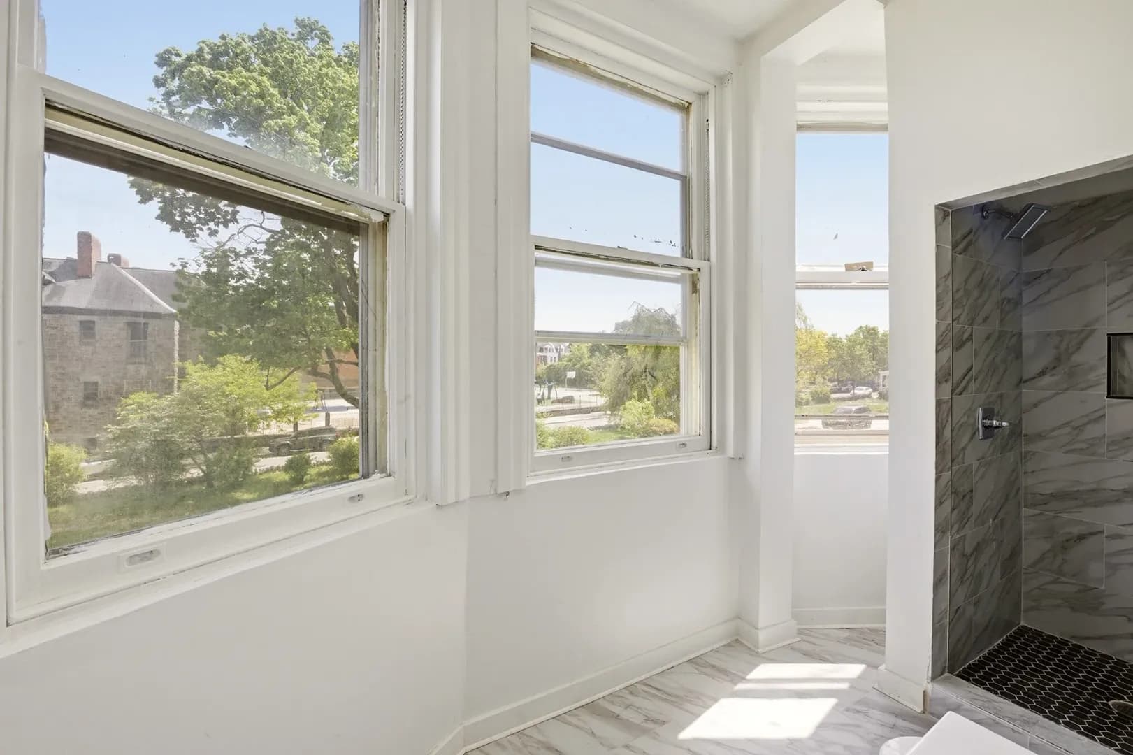 Philadelphia Apartment: 6012 RIdge Ave.