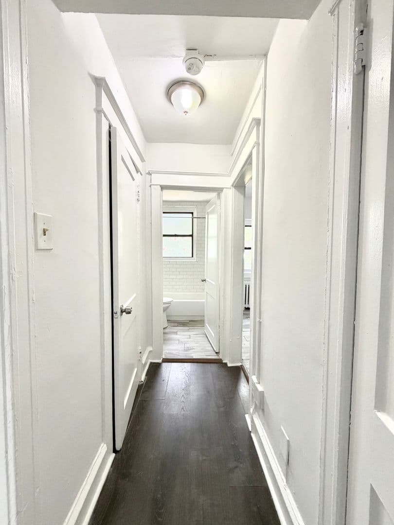 Philadelphia Apartment: 715 East Church Lane