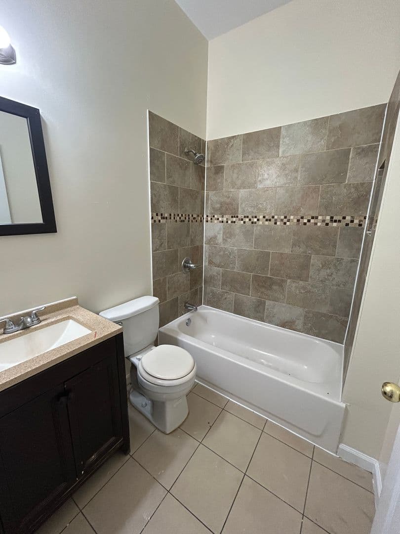 Philadelphia Apartment: 4700 Stenton Ave.