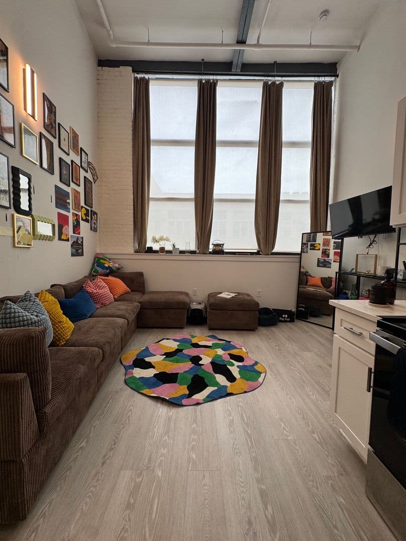 Philadelphia Apartment: 4717 Stenton Avenue