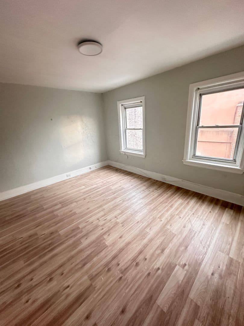 Philadelphia Apartment: 4950 Walnut Street
