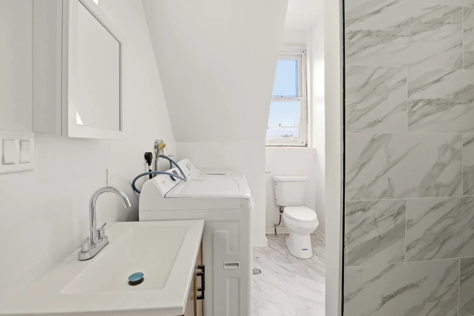 Philadelphia Apartment: 6012 RIdge Ave.