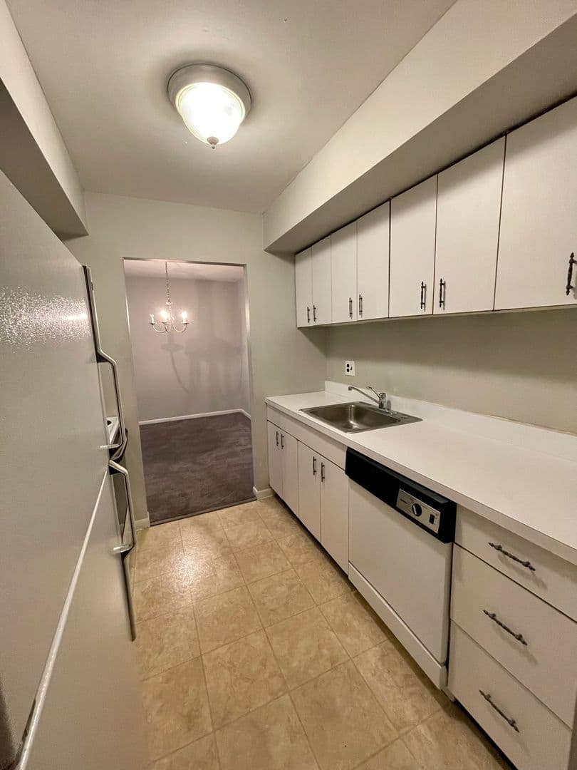Chester Apartment: 1000 MacDade Blvd