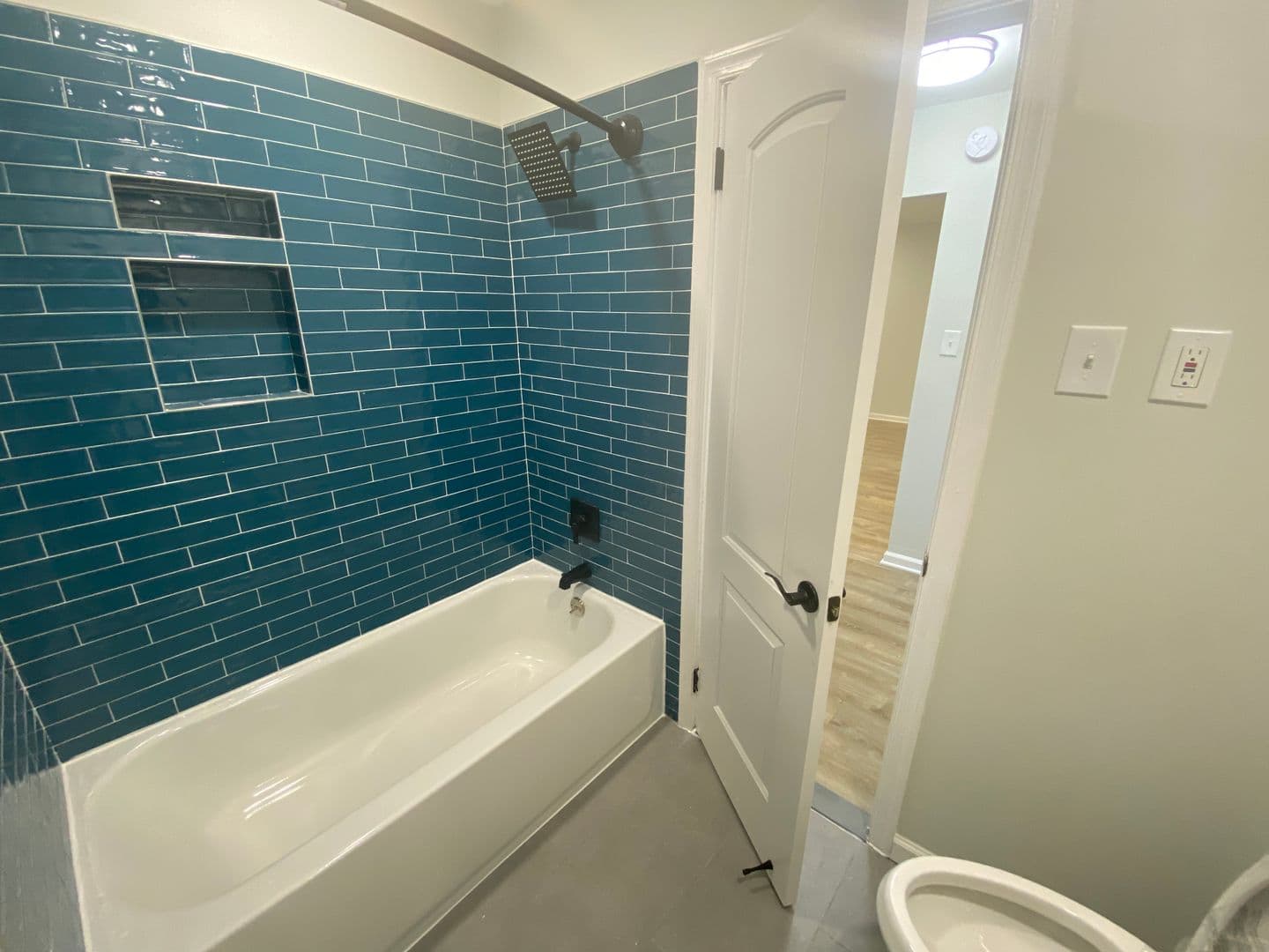 Phoenixville Apartment: 1070 W Bridge St