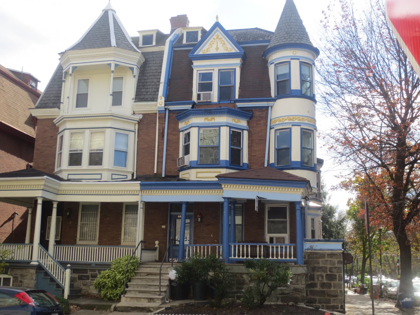 Philadelphia Apartment: 4430 Pine