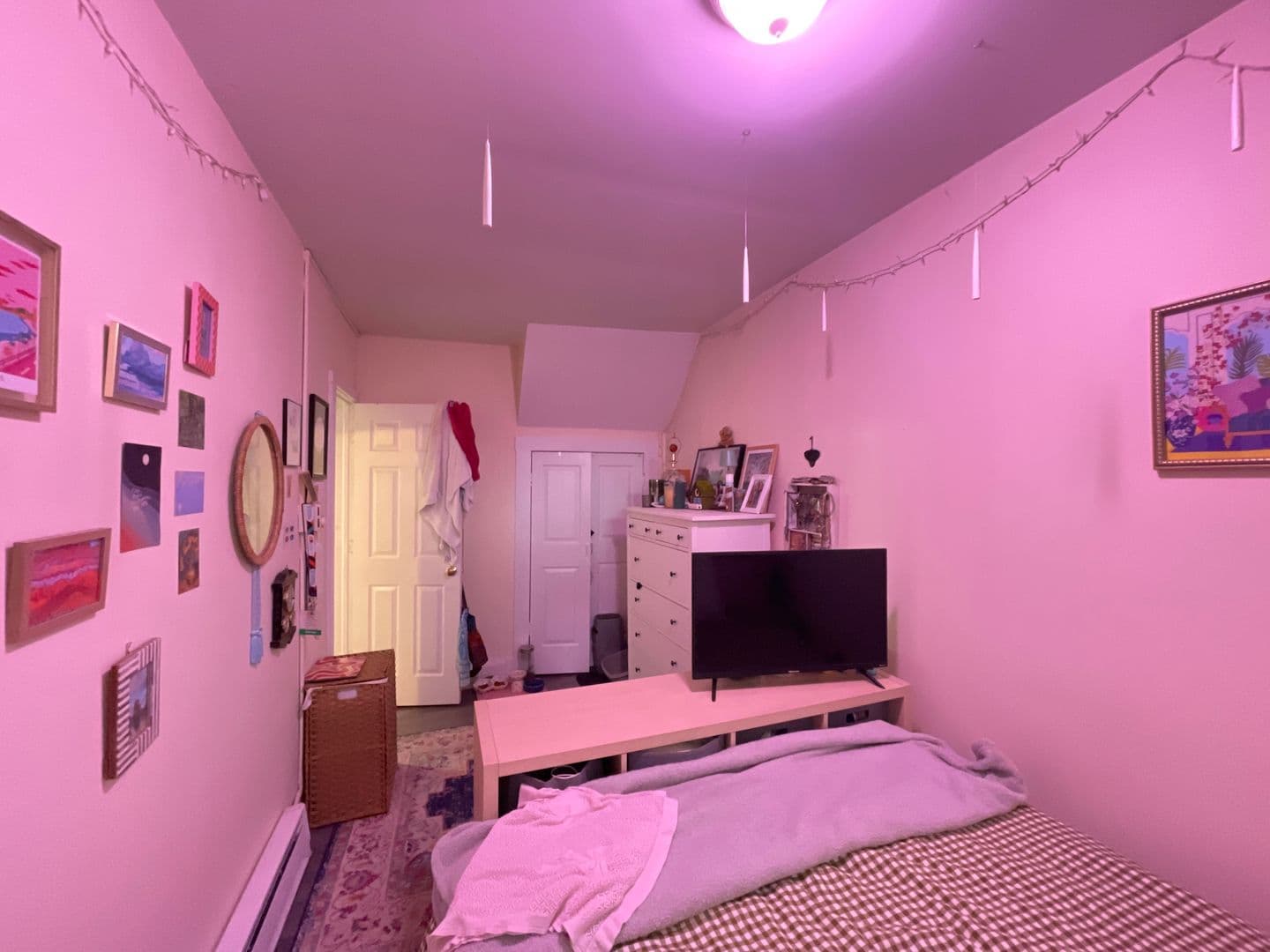 Philadelphia Apartment: 325 Pine Street