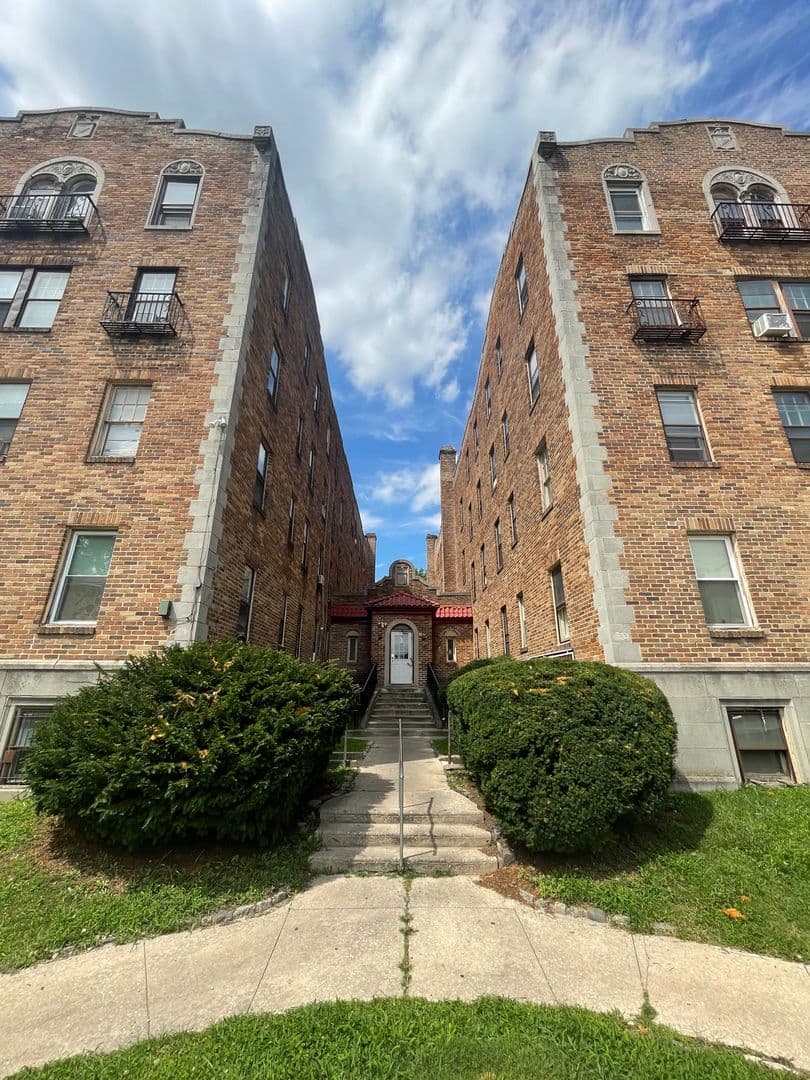 Philadelphia Apartment: 6610 N. 8th Street