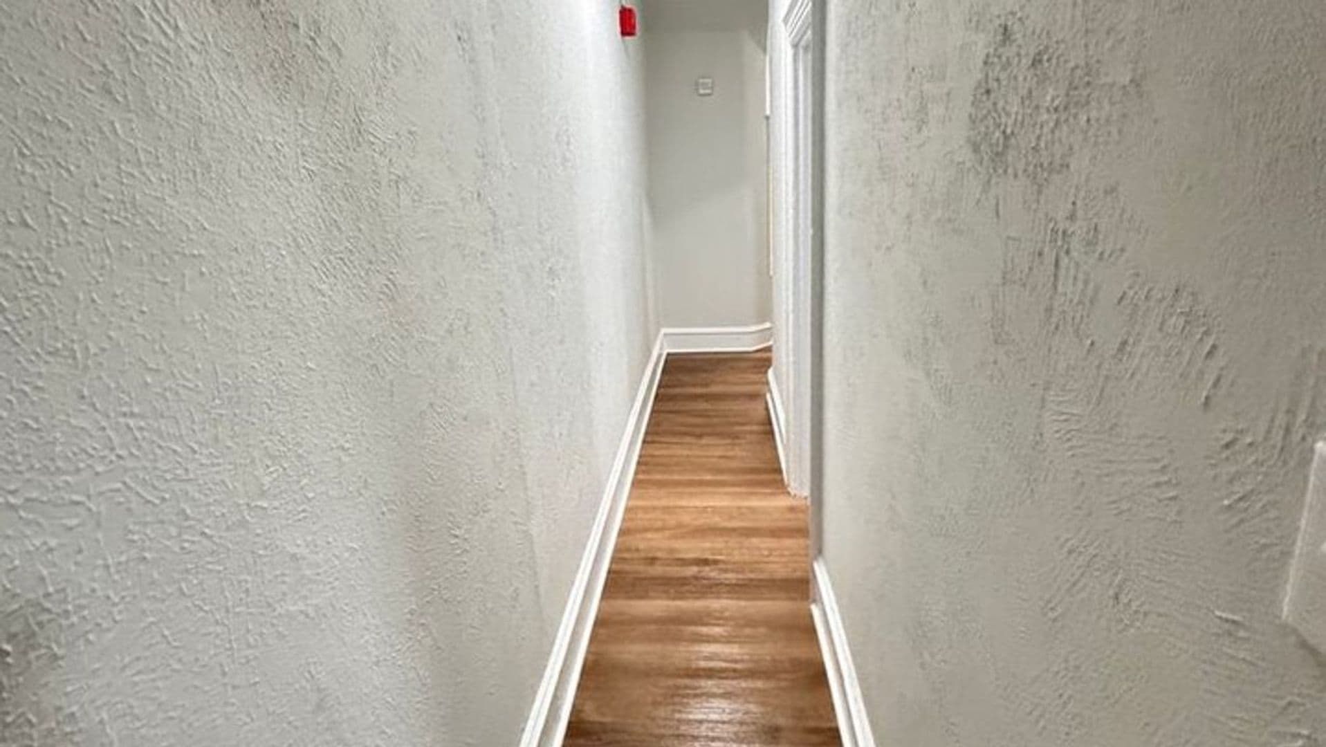 Philadelphia Apartment: 4939 Walnut Street