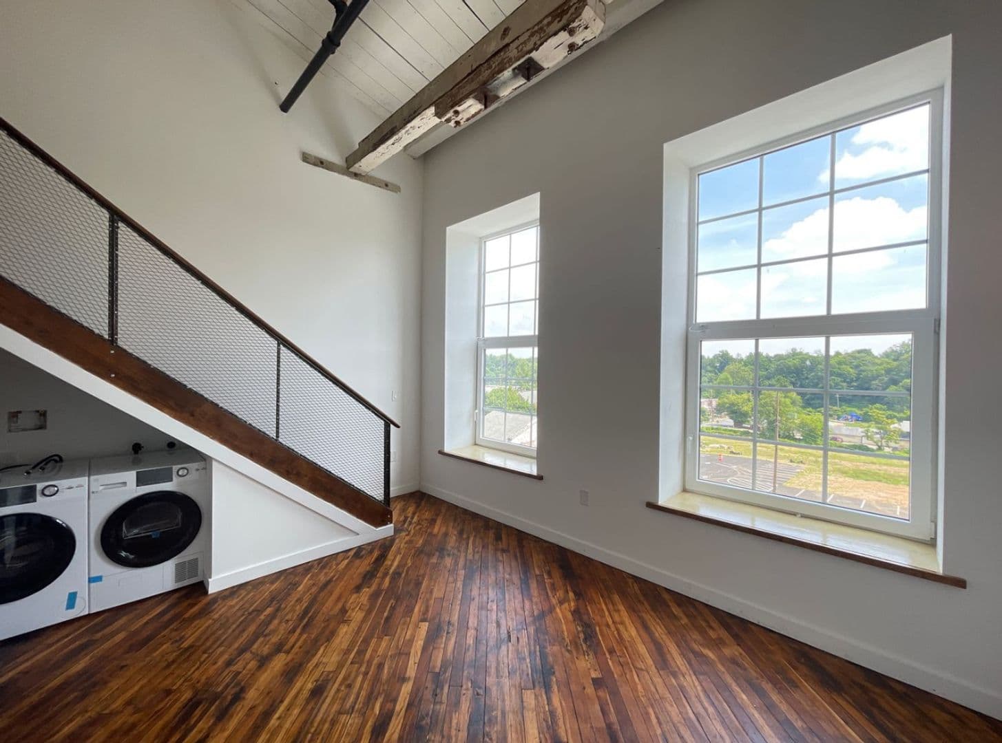 Clifton Heights Apartment: 500 E Broadway