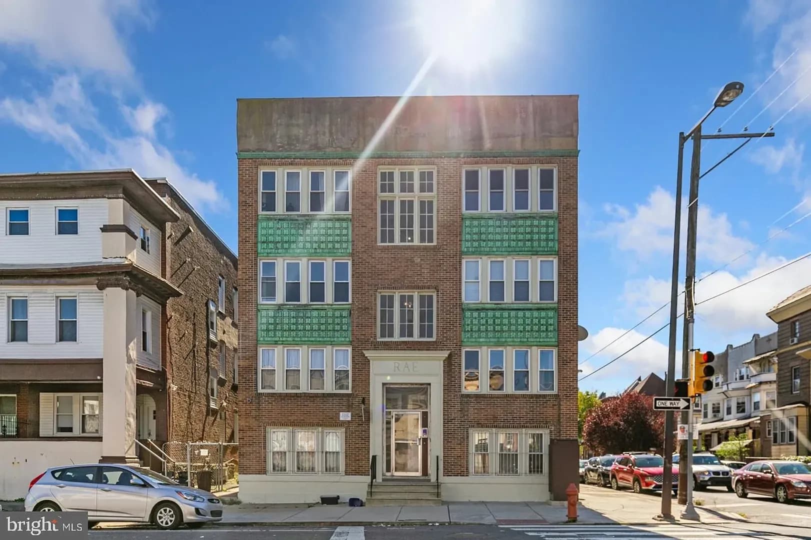 Philadelphia Apartment: 4844 Walnut Street