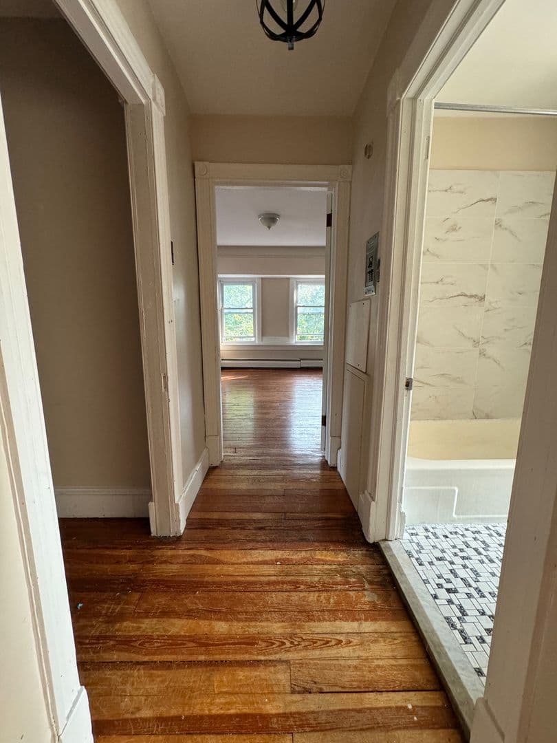 Philadelphia Apartment: 7300 Boyer Street