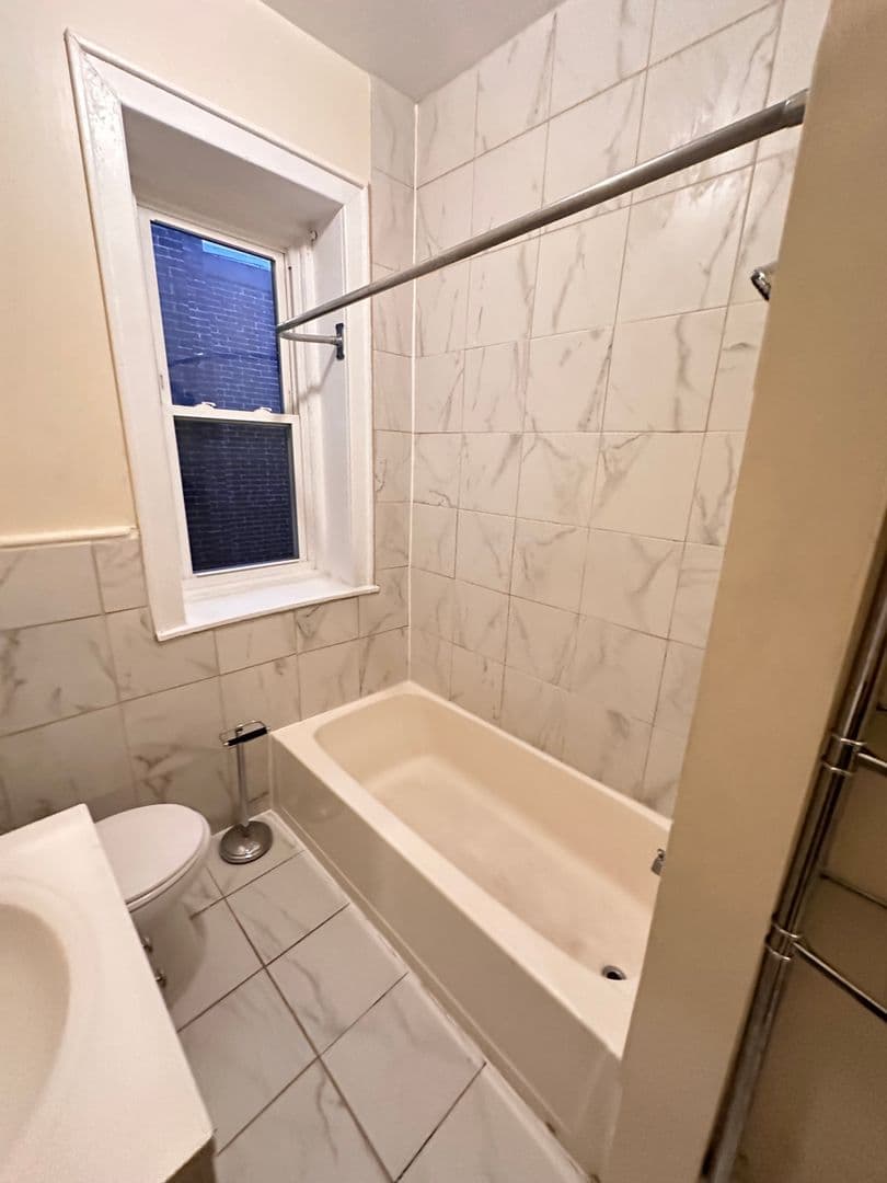 Philadelphia Apartment: 4832-36 Walnut Street
