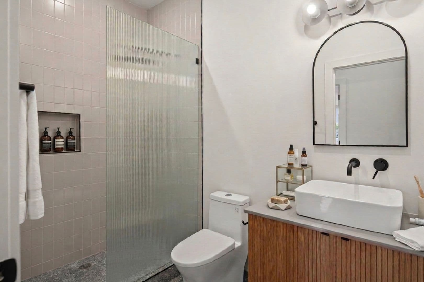 Philadelphia Apartment: 2201 Frankford Ave.