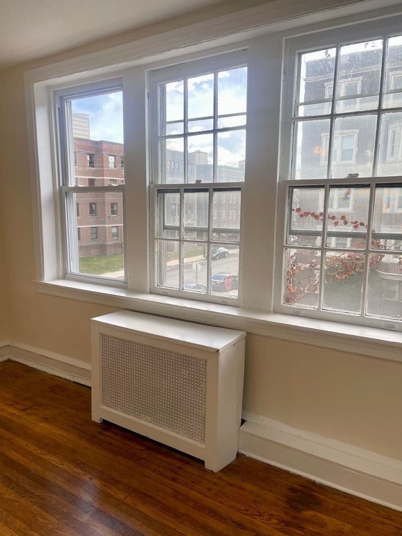 Philadelphia Apartment: 4801-4845 Pine Street
