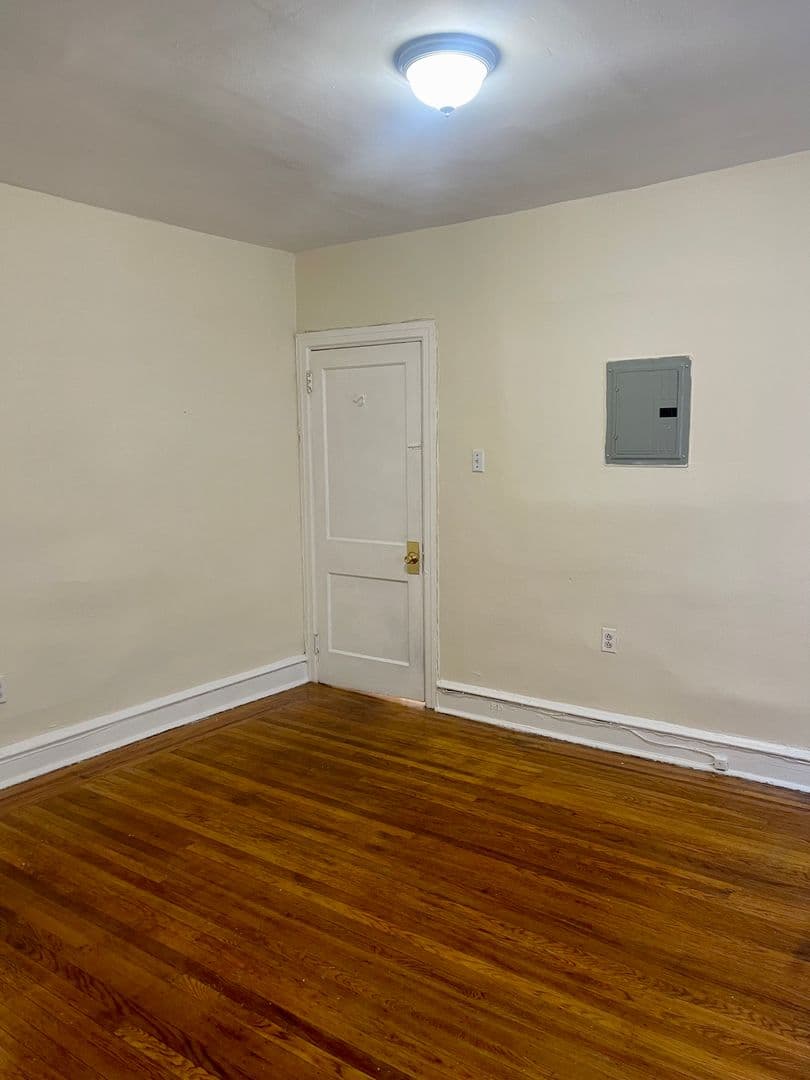 Philadelphia Apartment: 4801-4845 Pine Street