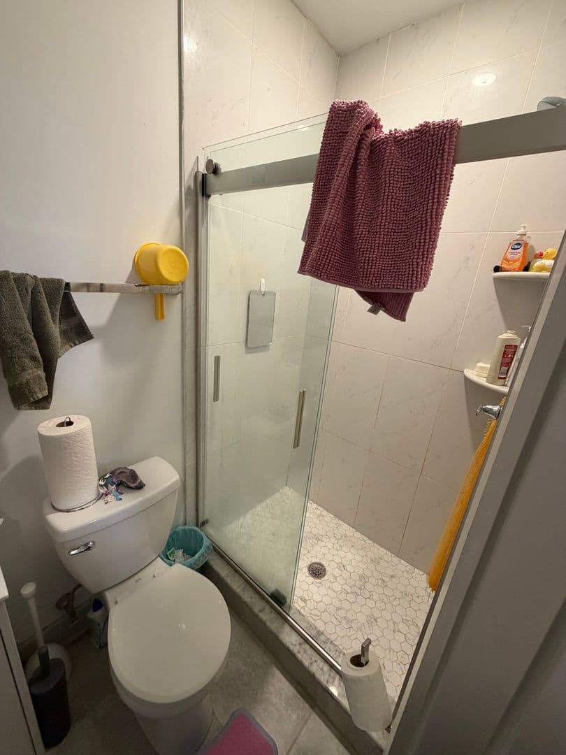 Philadelphia Apartment: 3213 Haverford Ave.