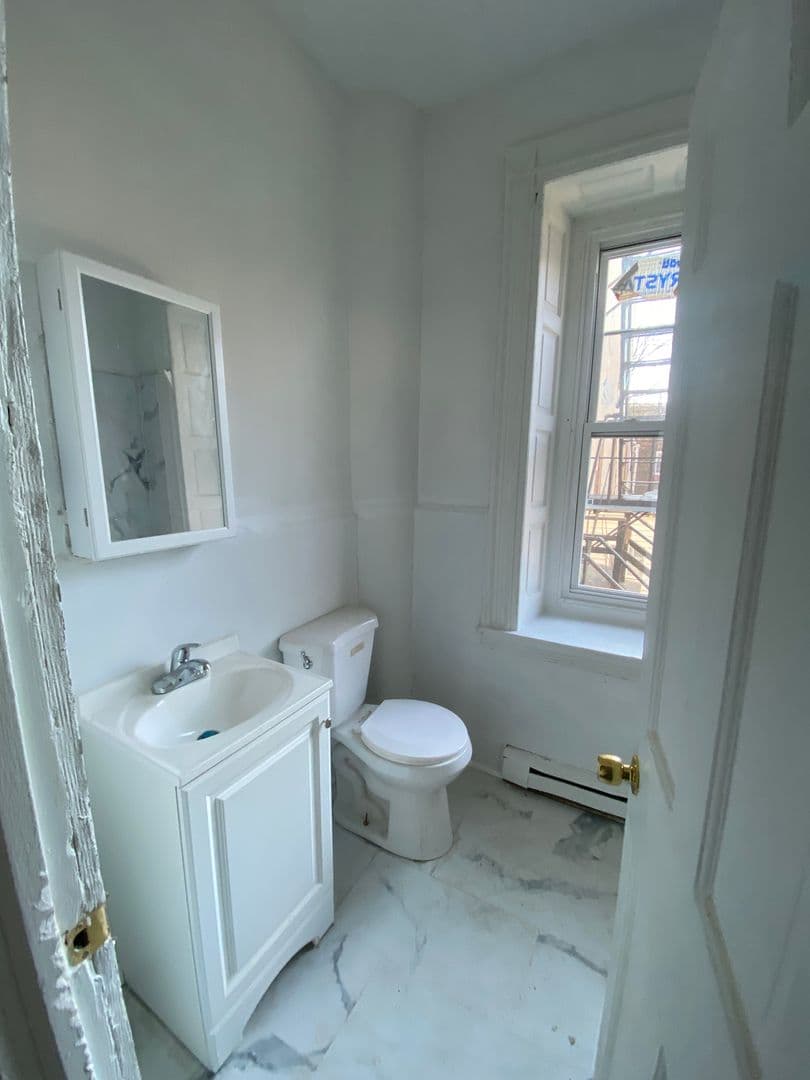 Philadelphia Apartment: 4908 Germantown Ave.