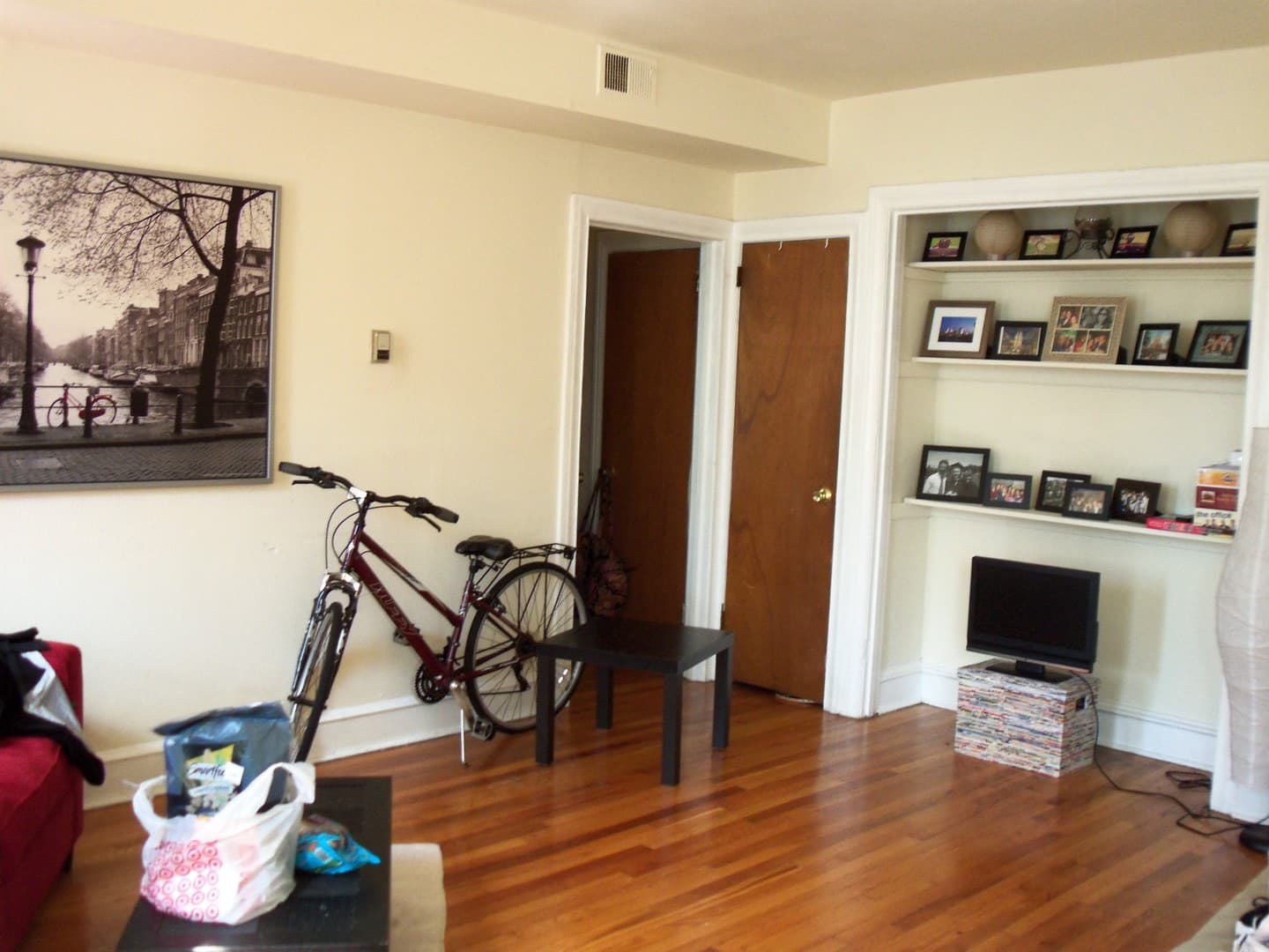 Philadelphia Apartment: 4748 Pine Street