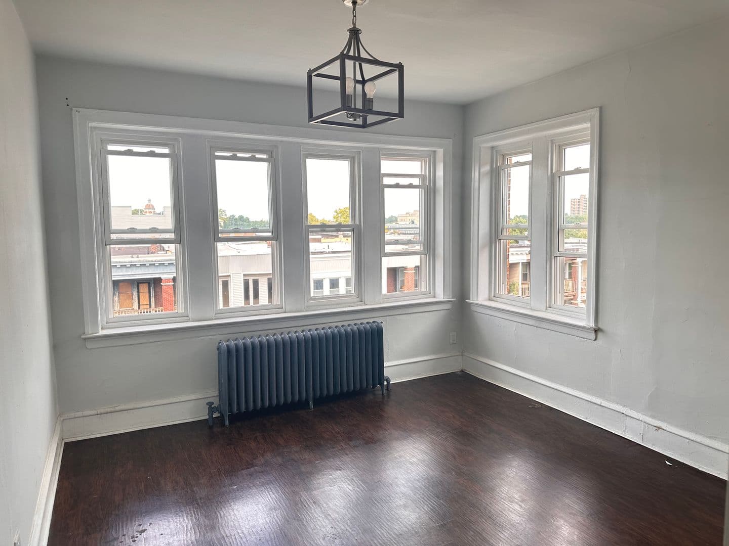 Philadelphia Apartment: 4844 Walnut Street