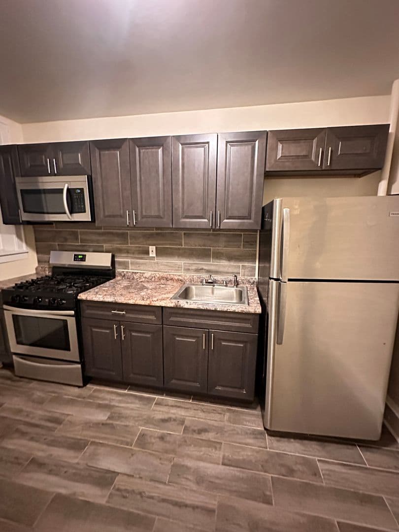 Philadelphia Apartment: 4832-36 Walnut Street