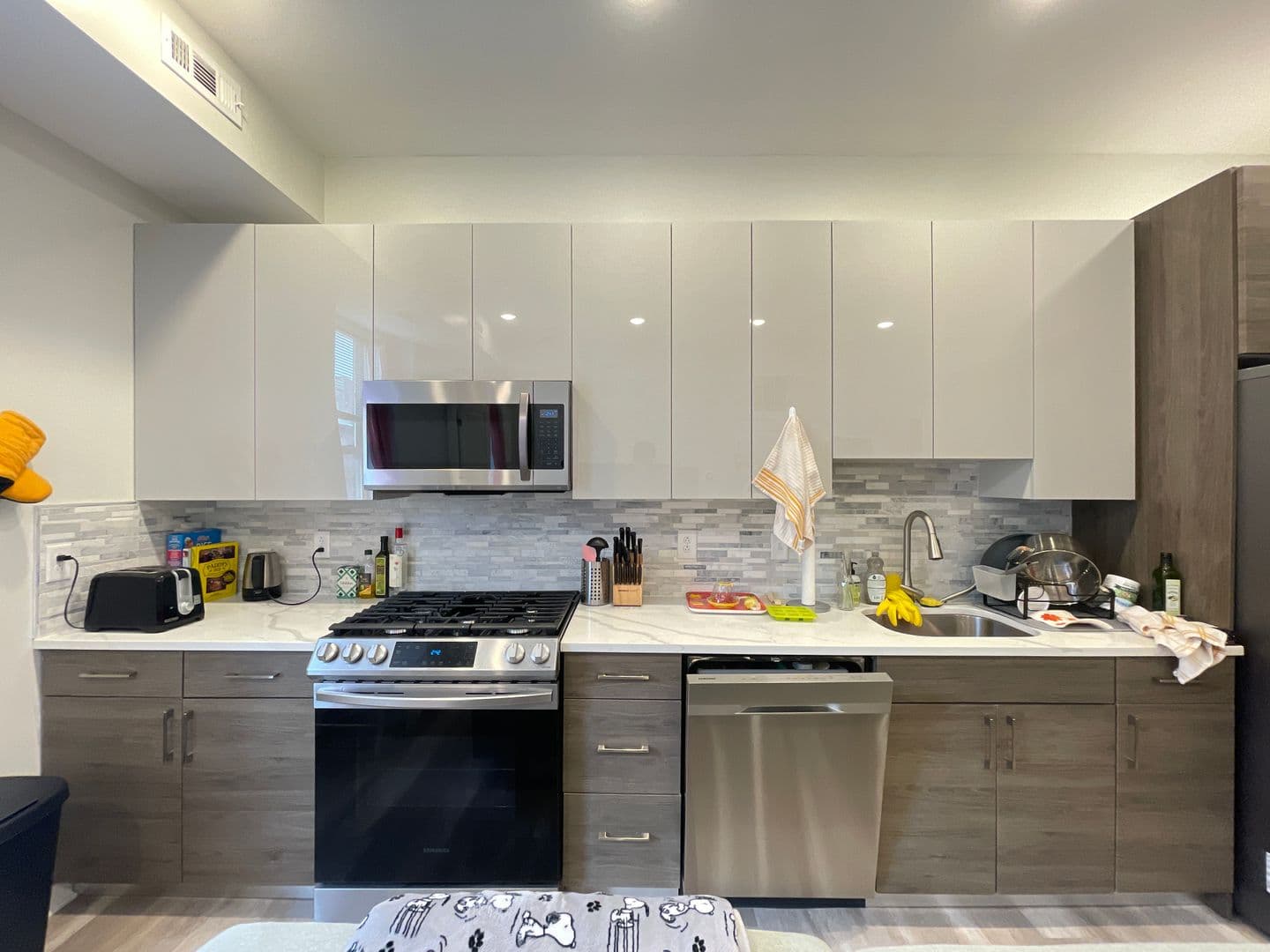Philadelphia Apartment: 248 Market St