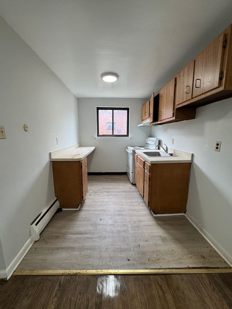 Upper Darby Apartment: 6700 Marshall Road